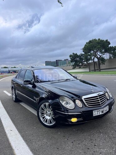 Mercedes E 220-2