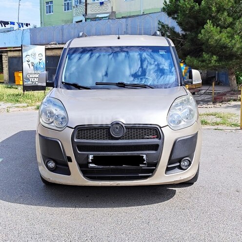 Fiat Doblo-1