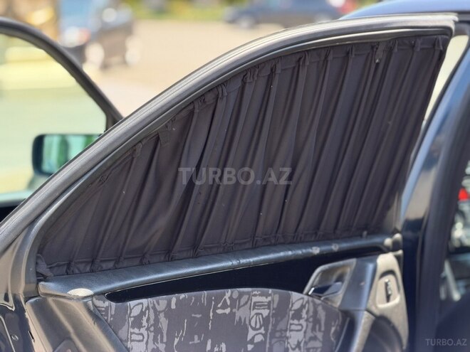 Mercedes E 280-15