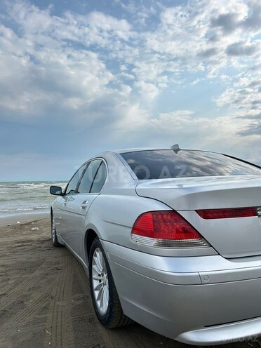 BMW 735-2