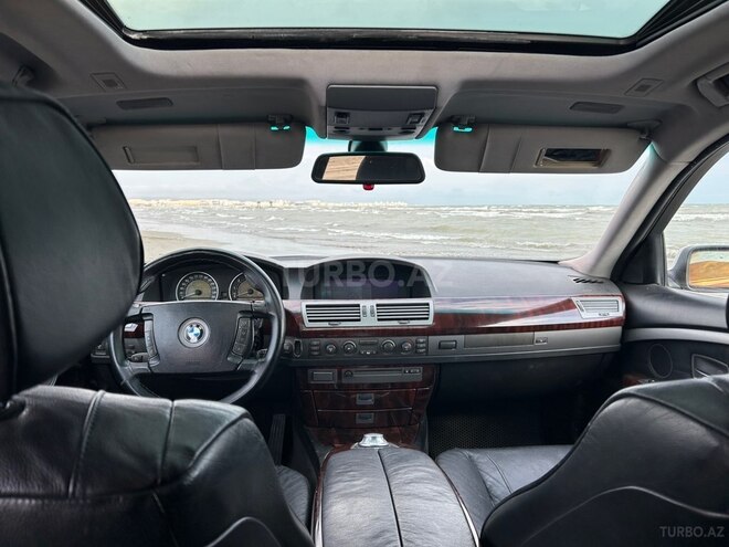 BMW 735-9