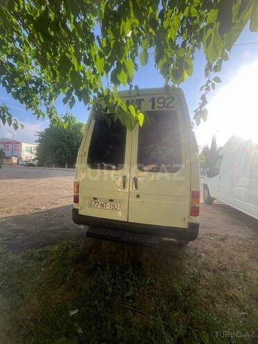 Ford Transit-2