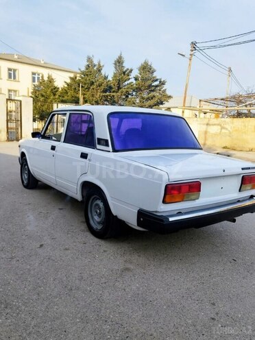 LADA (VAZ) 2107-4