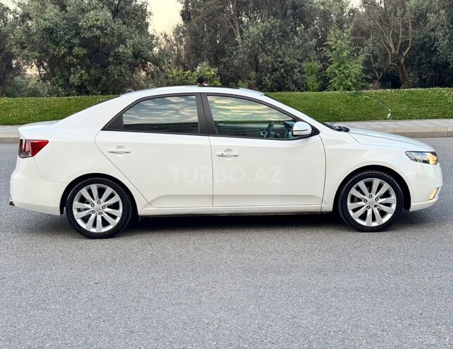 Kia Cerato-4