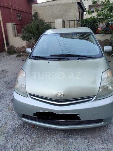 Toyota Prius-1