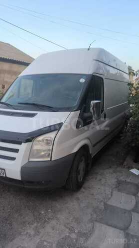Ford Transit-2