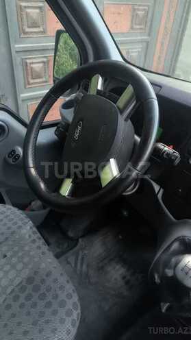 Ford Transit-11