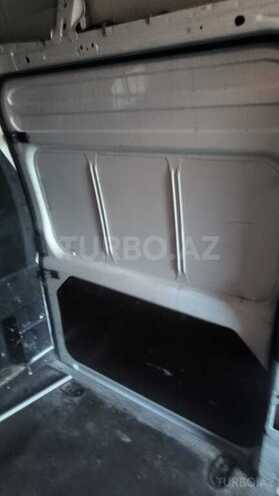 Ford Transit-15