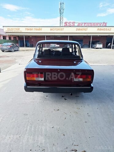 LADA (VAZ) 2107-2
