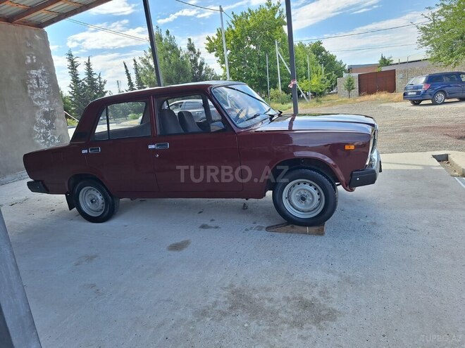 LADA (VAZ) 2107-6