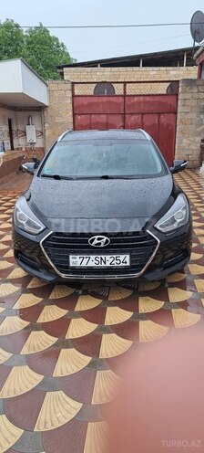 Hyundai i40-14
