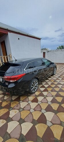 Hyundai i40-10