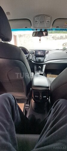 Hyundai i40-5
