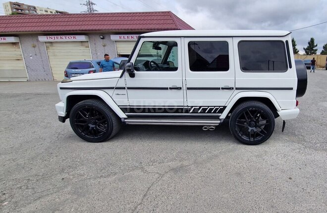 Mercedes G 300-3