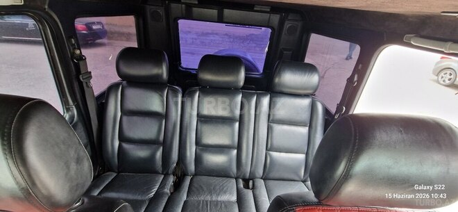 Mercedes G 300-7