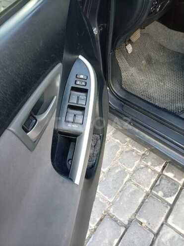 Toyota Prius-7