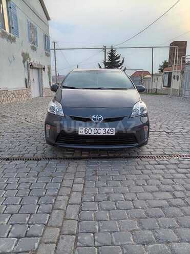 Toyota Prius-1
