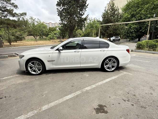 BMW 740-3