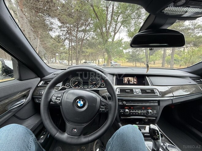 BMW 740-4