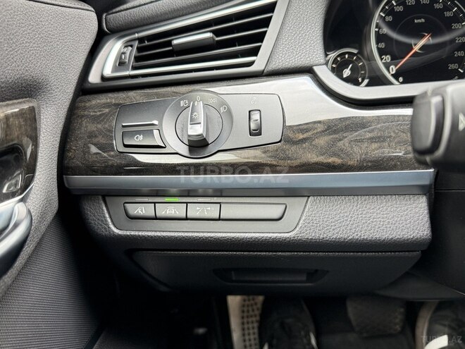 BMW 740-5