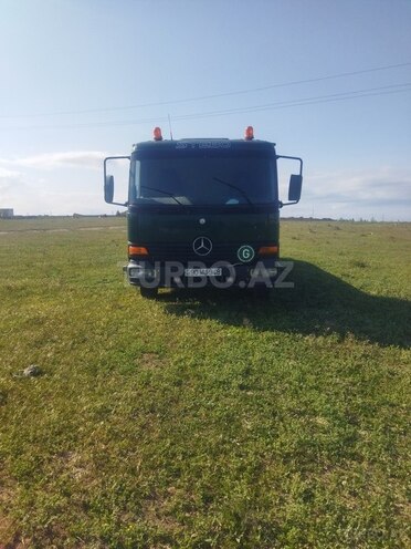 Mercedes Atego 815-1