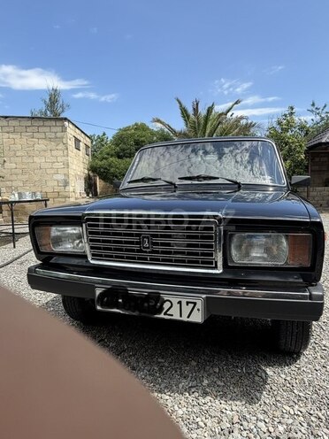 LADA (VAZ) 2107-1