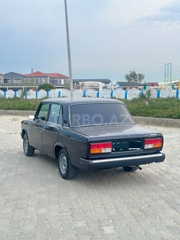 LADA (VAZ) 2107-4