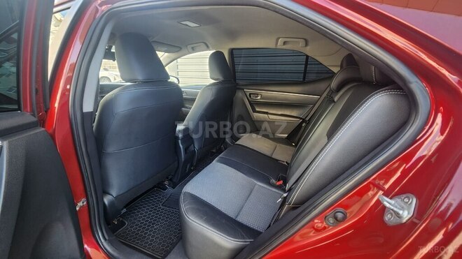 Toyota Corolla 2018, 102,000 km - 1.6 л - Bakı