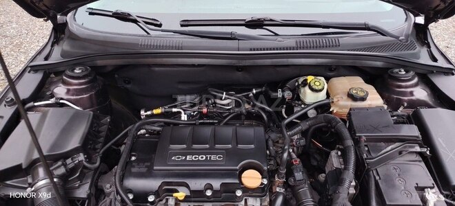 Chevrolet Cruze-9