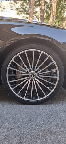 Mercedes E 300 4MATIC 2017, 198,200 km - 2.0 l - Bakı
