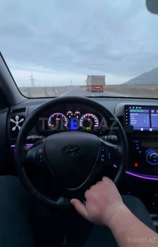 Hyundai i30-8