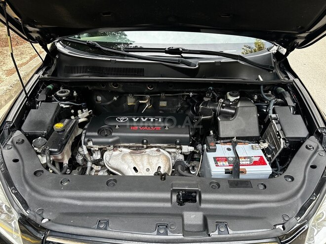 Toyota RAV4-18