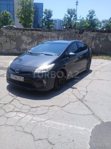 Toyota Prius-1