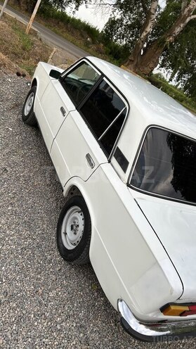 LADA (VAZ) 21011-2