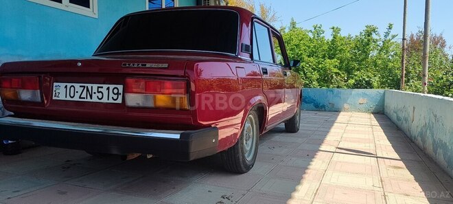 LADA (VAZ) 2107-5