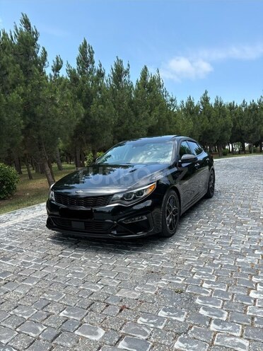 Kia Optima-2