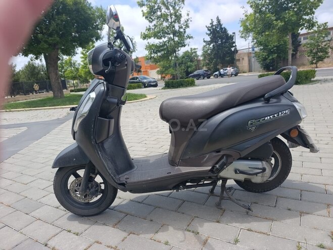 Suzuki AN 125-3