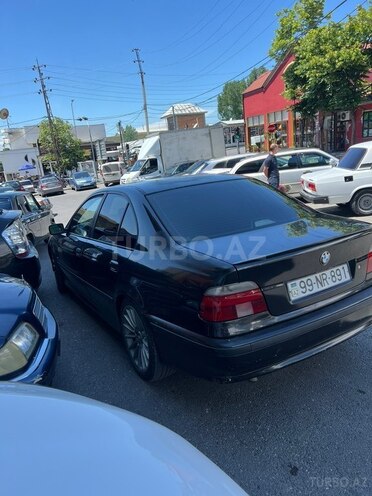 BMW 520-11