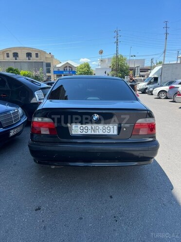 BMW 520-10