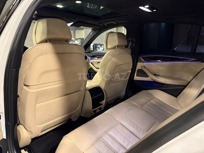 BMW 530-12