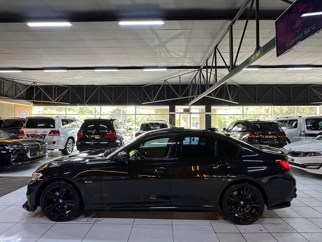 BMW 330e-9