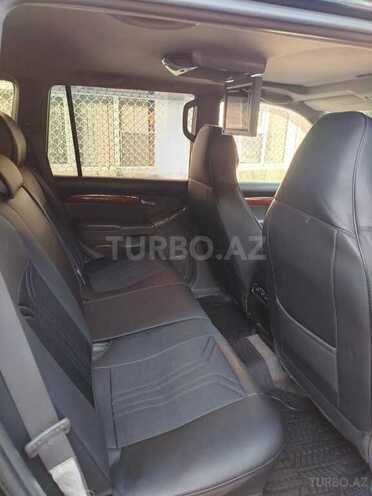 Toyota Land Cruiser Prado-8