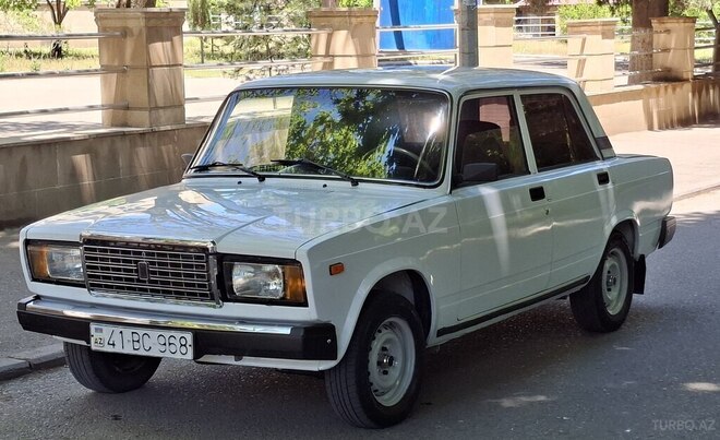LADA (VAZ) 2107-3