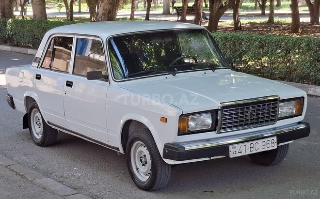 LADA (VAZ) 2107-5