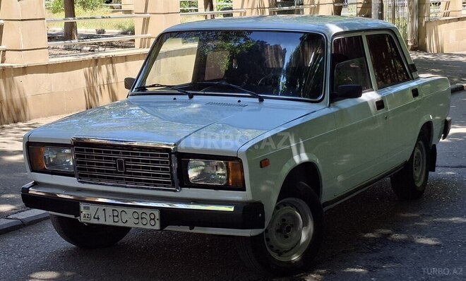 LADA (VAZ) 2107-4