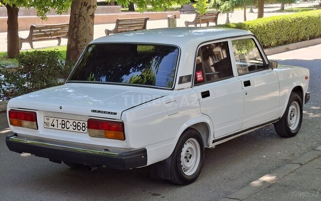 LADA (VAZ) 2107-7