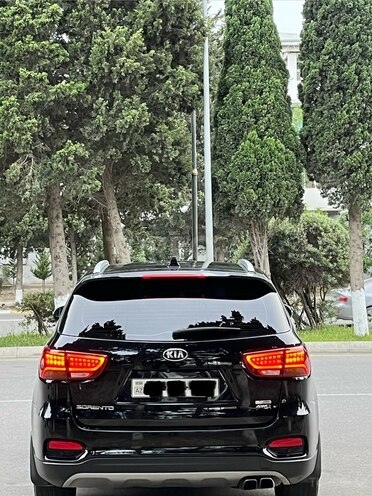 Kia Sorento-3