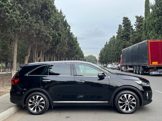 Kia Sorento-4