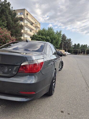 BMW 530-9