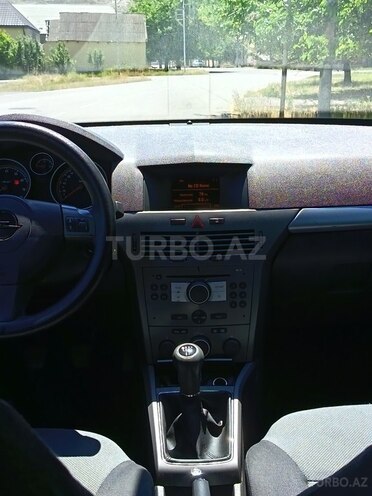Opel Astra-7